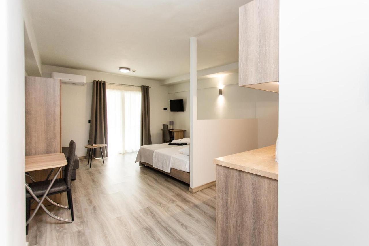 John Central Suites Thessaloniki Buitenkant foto
